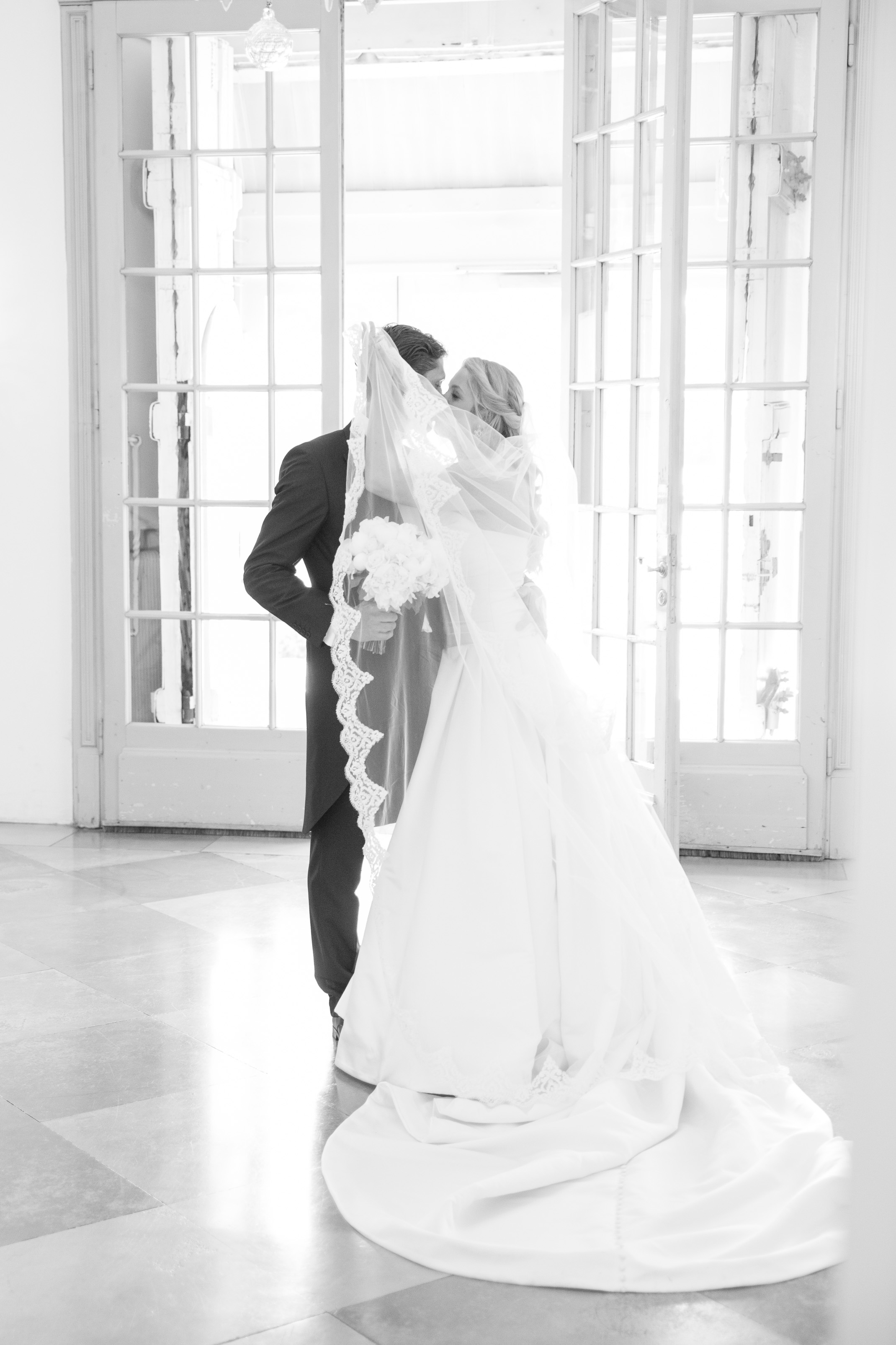 www.dieElfe.com_Hochzeitsfotograf_Schloss_Laudon_Kirche_Maria_Brunn_wedding_photography-43